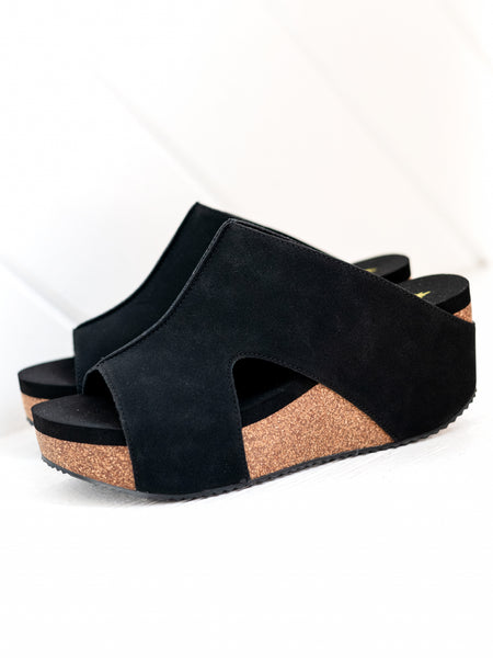 Cassatt Black by Volatile