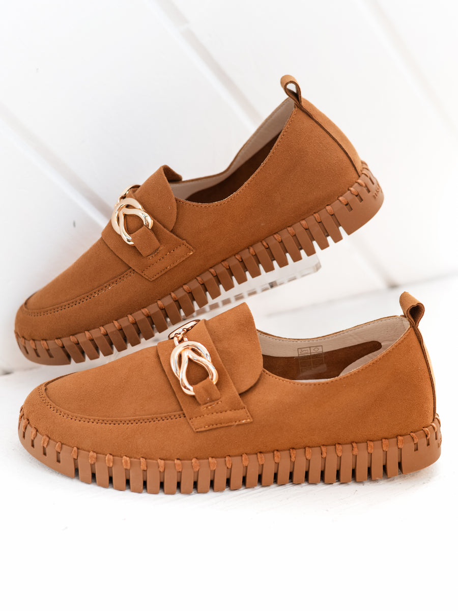 24Oct31Shoes_20_1200x1200.jpg?