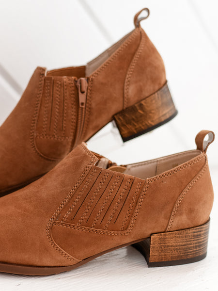 Tess Cuoio Suede by Vaneli