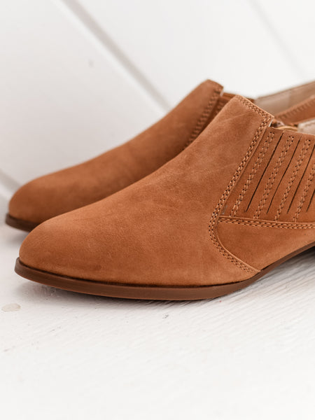 Tess Cuoio Suede by Vaneli