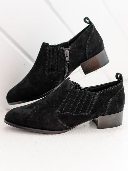 Tess Black Suede by Vaneli