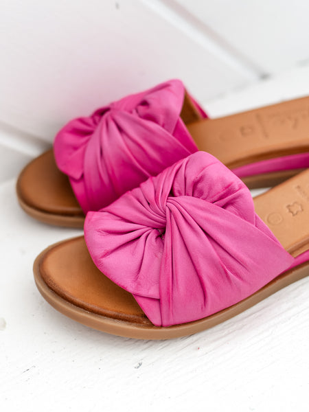 Sassy Fuchsia by Tyche