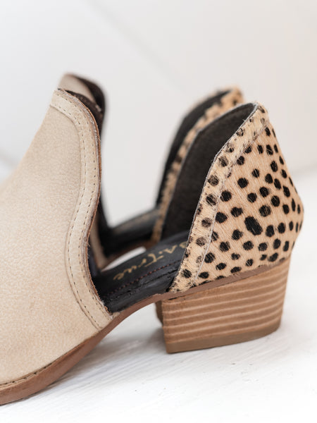 Shy Town in Stone/Spot by Diba True