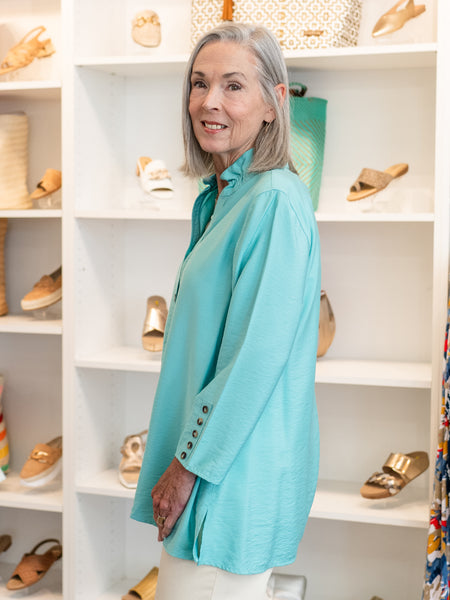 Solid Crinkle Woven Shirt Seafoam by Multiples