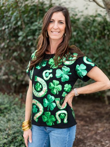 Black & Green Horse Shoe & Clover Tee by Queen of Sparkles