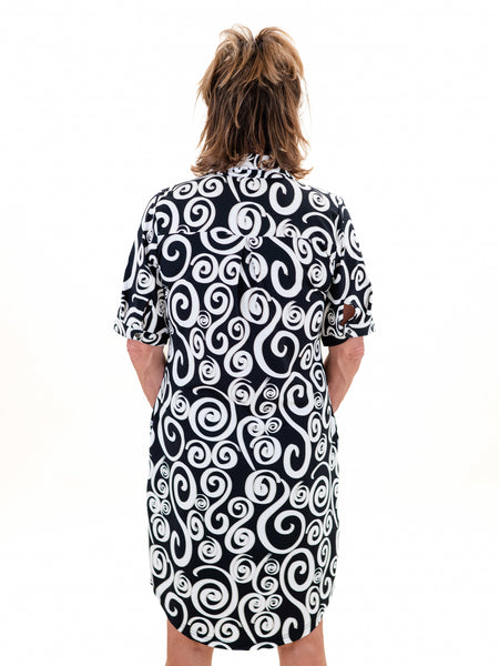 Short Sleeve Swirl Dress by Lulu B