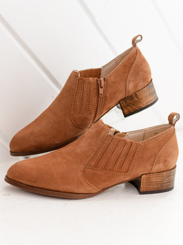 Tess Cuoio Suede by Vaneli