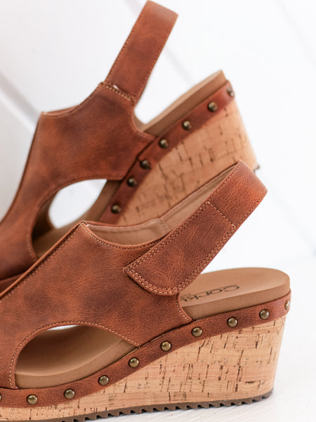 For Keeps Wedge Rust by Corkys