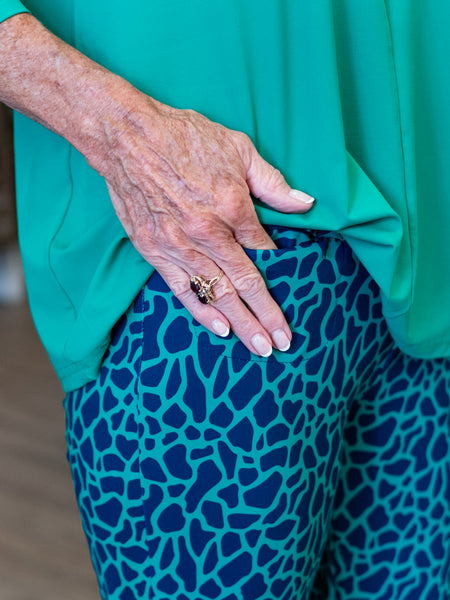 Secret Pocket Capris GFEN by Lulu B
