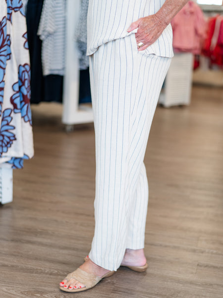 Drawstring Elastic Waist P/O Crop Pant by Multiples