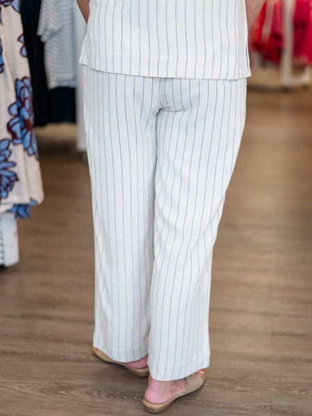 Drawstring Elastic Waist P/O Crop Pant by Multiples