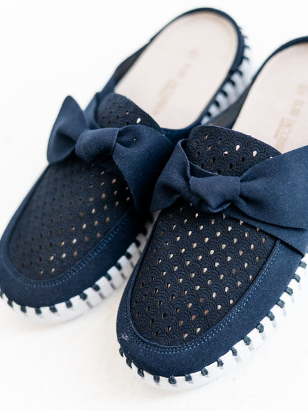 Tulip Slip-In Dark Indigo by Ilse Jacobsen