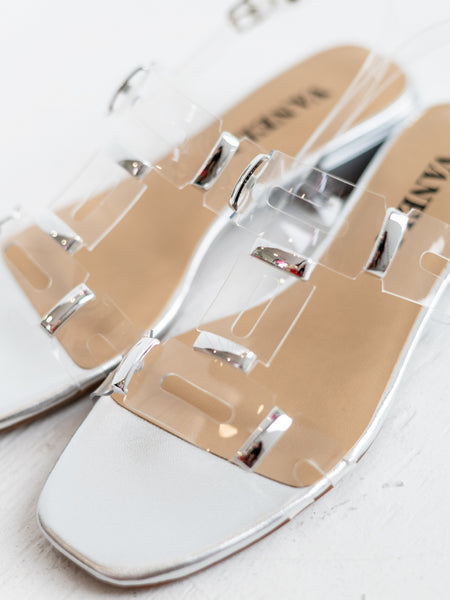 Eliana Clear Vinyl by Vaneli