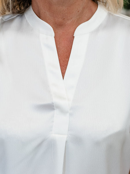 Split Neck Short Sleeve Blouse Creme by Renuar