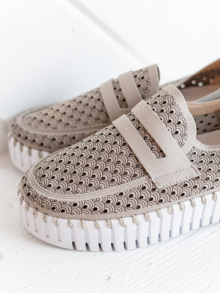 Tulip 3899 Loafer Atmosphere by Isle Jacobsen