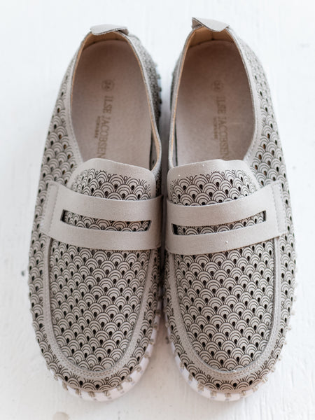 Tulip 3899 Loafer Atmosphere by Isle Jacobsen