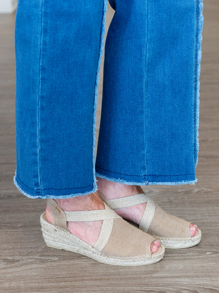 Zip Crop Jean Fringe Seam by Multiples