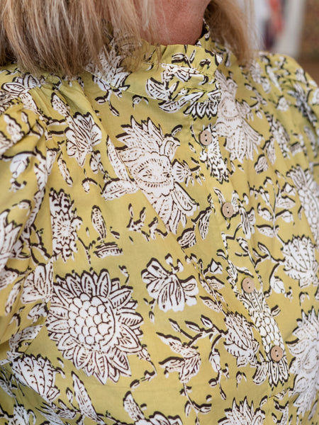 Print Ruffle collar Popover w/ Smocked Cuffs by Tru Luxe