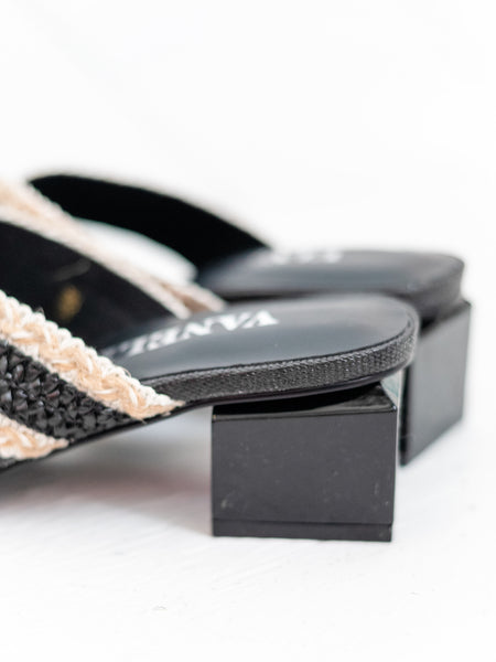 Cyndia Black/Beige by Vaneli