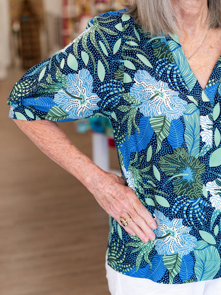 Lizzy Top Coastal Floral by La Mer Luxe