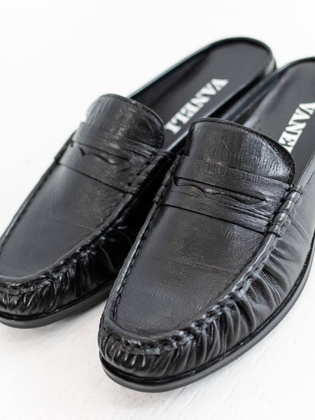 Koleta Mule Black Ezel by Vaneli