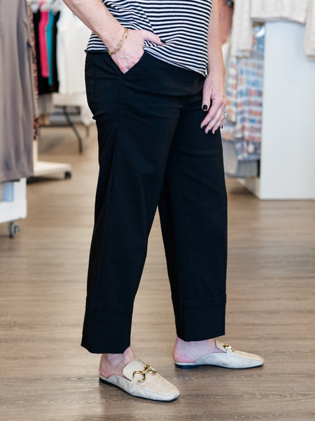 Classic Cropped Wide-Leg Pant Black by Renuar