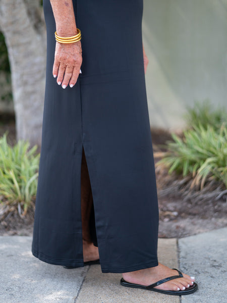 Black Elbow Maxi by Lulu B