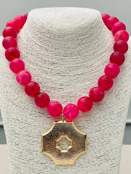 Chic Quatrefoil Pendant Necklace Raspberry by Two Forty Two