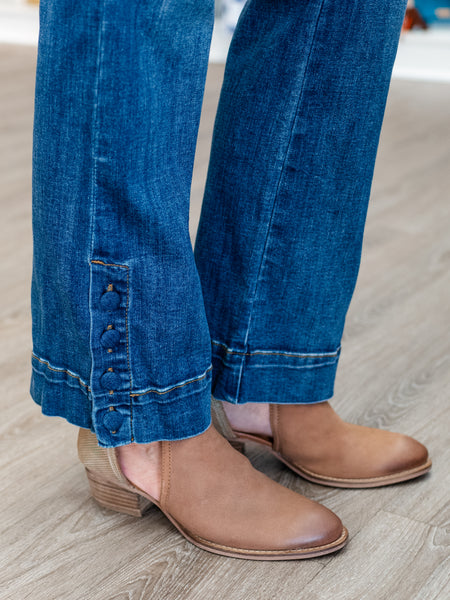 Pull-On Boot Ankle Jean w/ Button Hem DVintage by FDJ