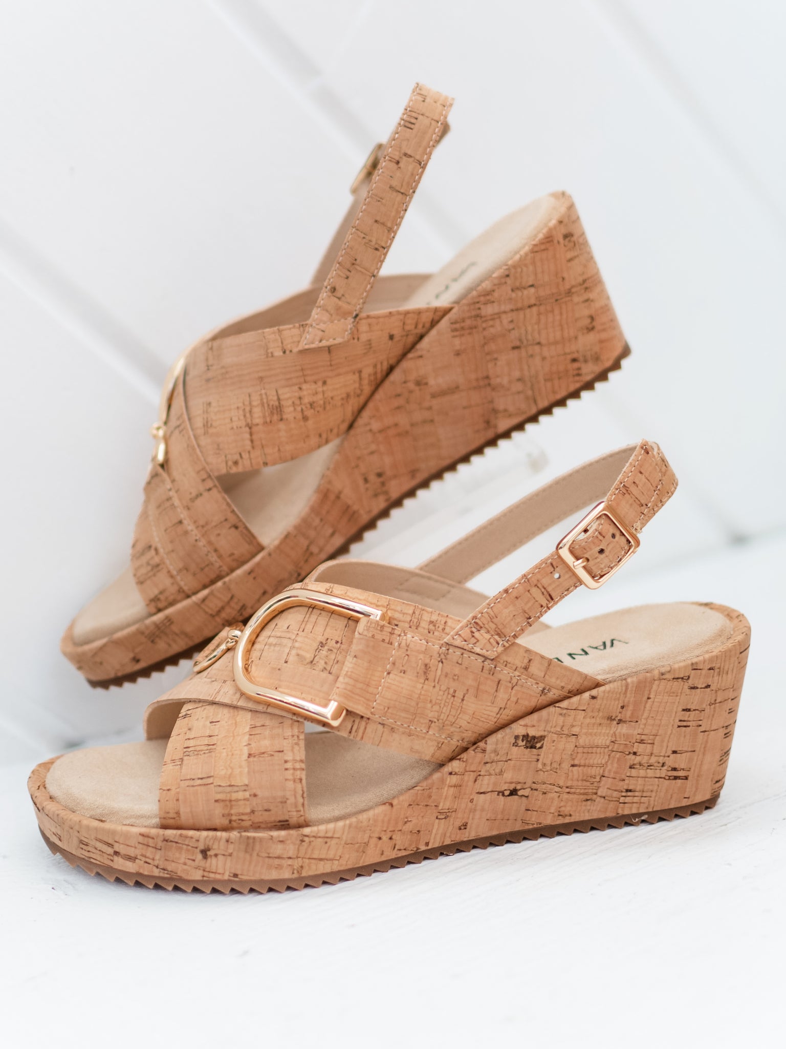 Cadesh Natural Cork by Vaneli