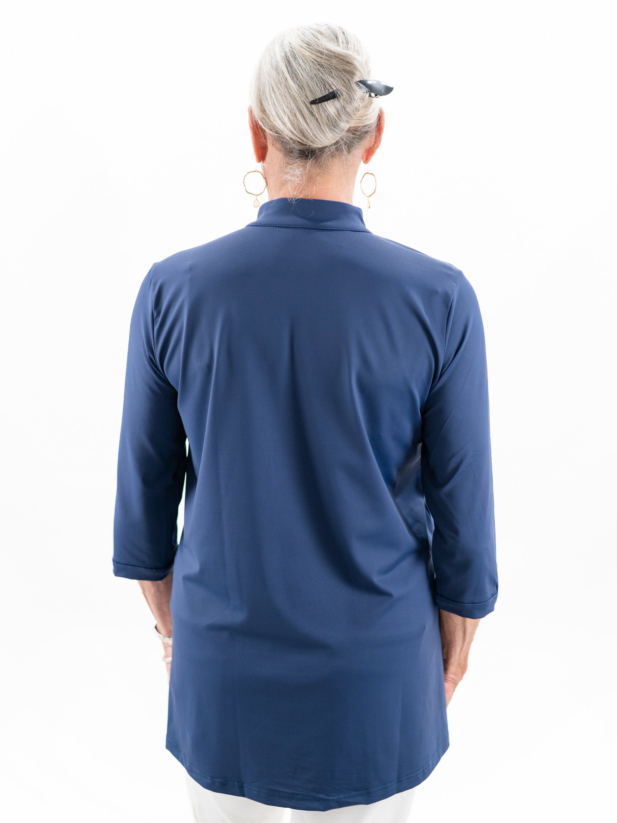 Button V-Neck Tunic Navy by Lulu B – Tassels