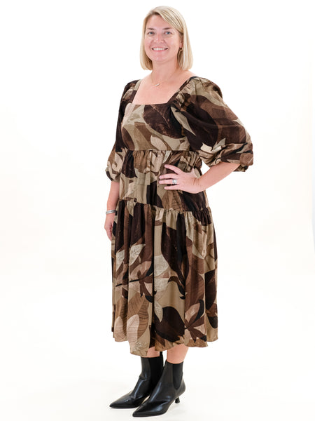 Leaf Printed 3/4 Sleeve Midi by Entro