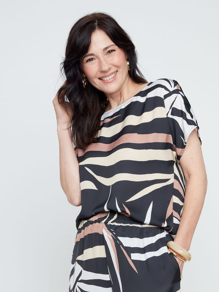 Mocha Print Top by Renuar