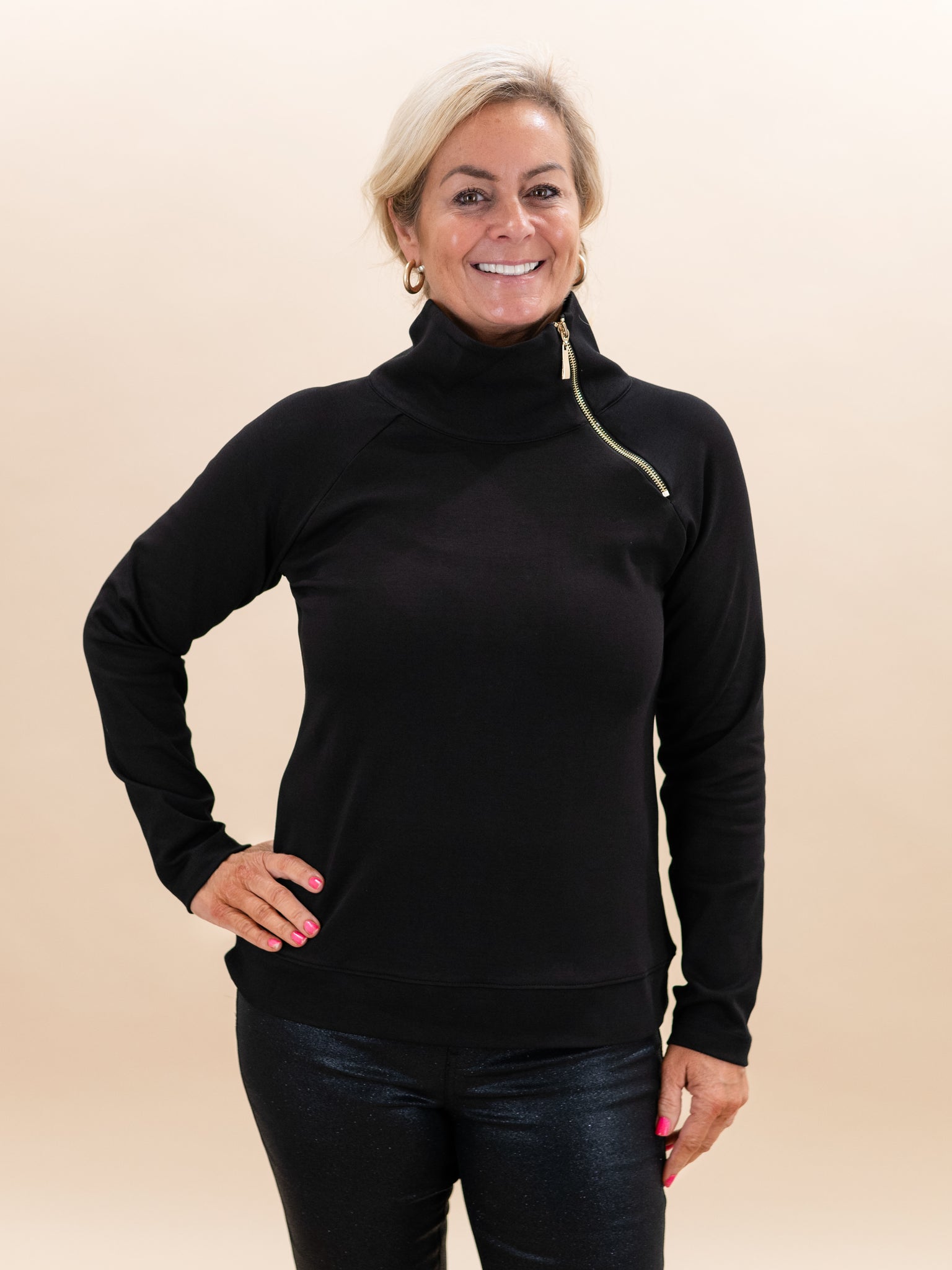 Bowen Sweatshirt Black by Duffield Lane