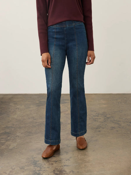 Pull On Boot Leg Dark Wash by FDJ
